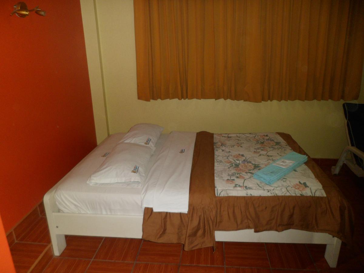 Hotel Humboldt Чиклайо Екстериор снимка